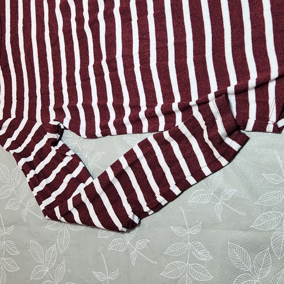 Old Navy Shirt - Picture 2 of 7